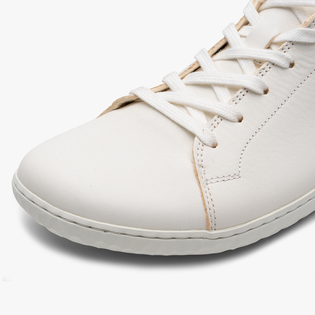 Bright White Vivobarefoot Geo Court III | XLTRHOQ-45